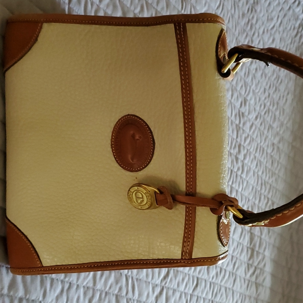 Dooney & Bourke handbag
